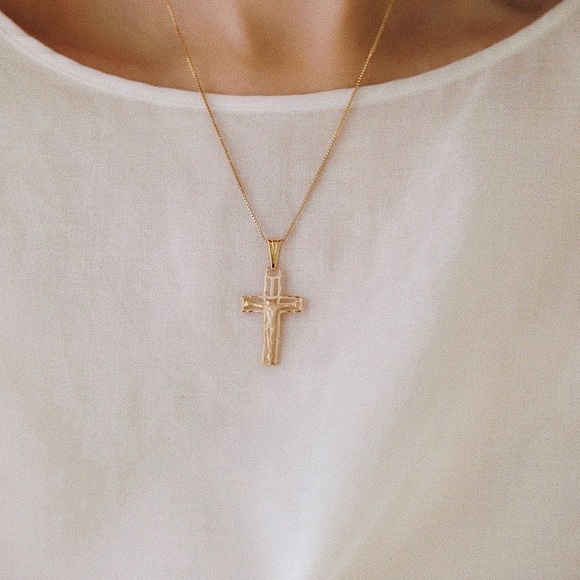 Crucifix Necklace | 18k Gold Filled - Picture 2 of 9